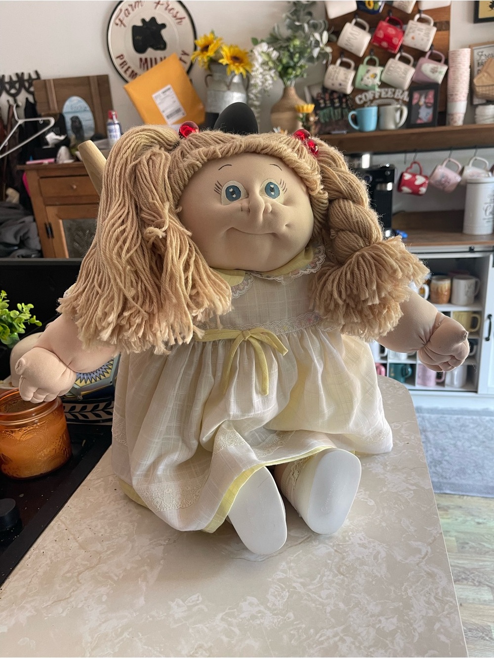 Vintage 1984 Cabbage Patch Kids Doll Yarn Hair Coleco Hong Kong Original Outfit